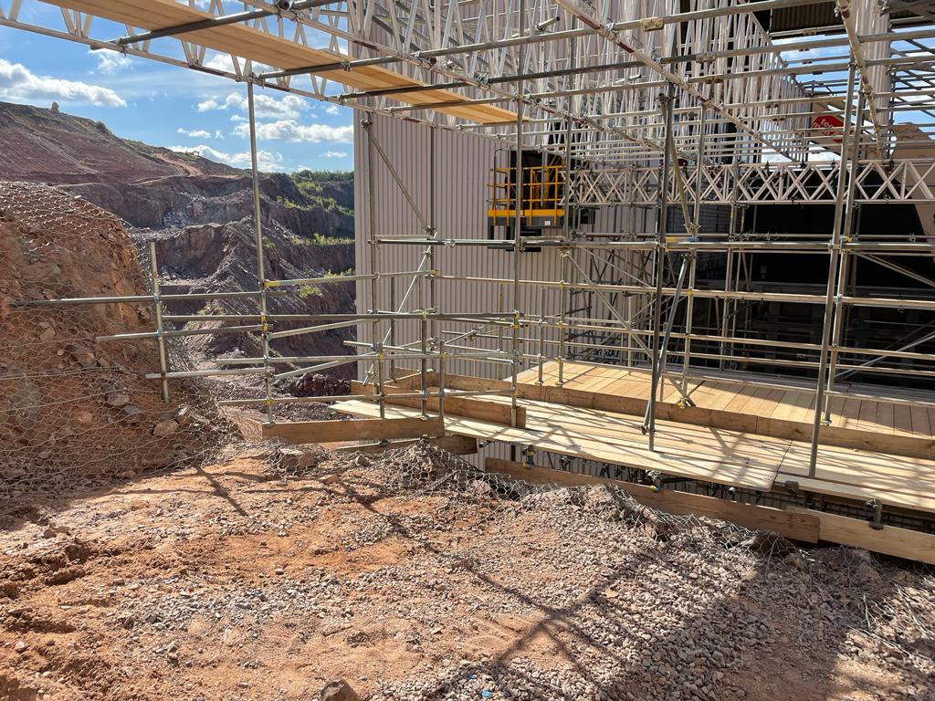 Mountsorrel quarry scaffolding