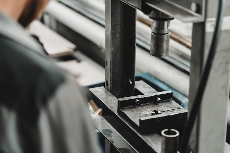 Laboratory testing of scaffolding/temporary works equipment